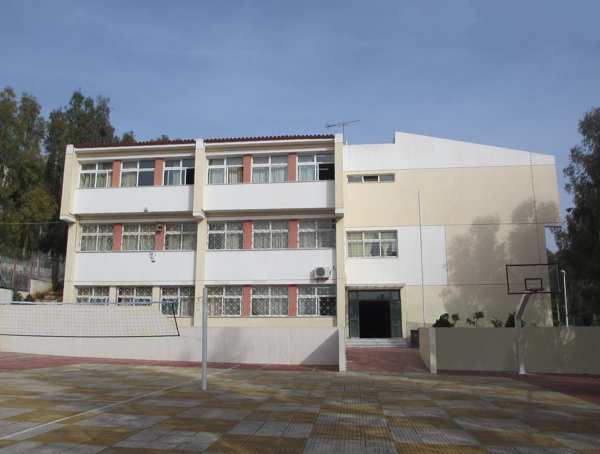 6o Highschool Petroupoli